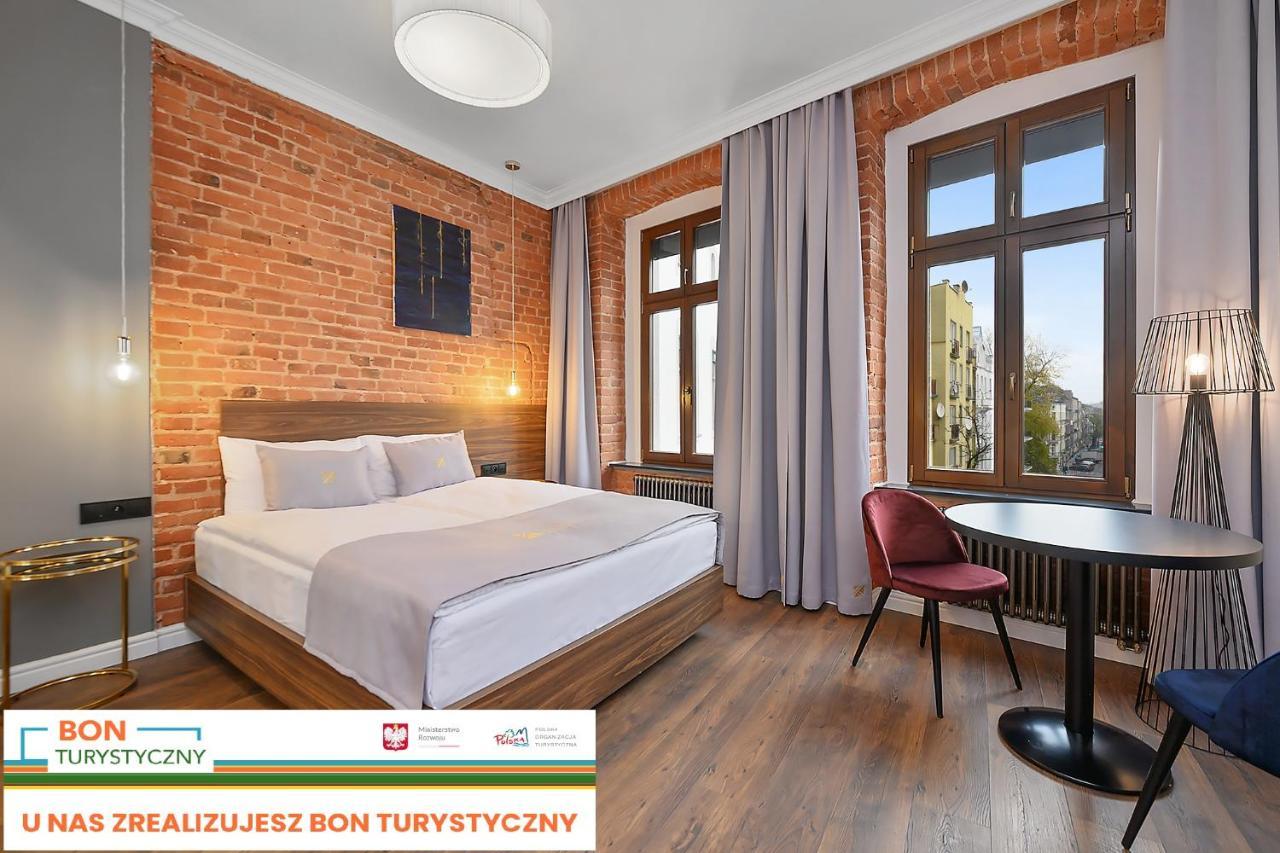 Aparthotel Krzywa Kamienica 우치 외부 사진